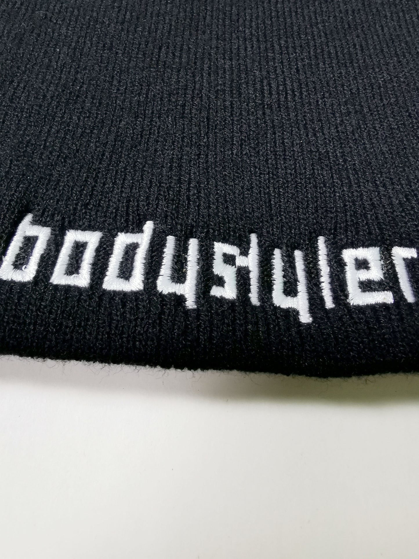 ― % ― MBH 7580 ― Kurze Beanie Strickmütze Bodystyler
