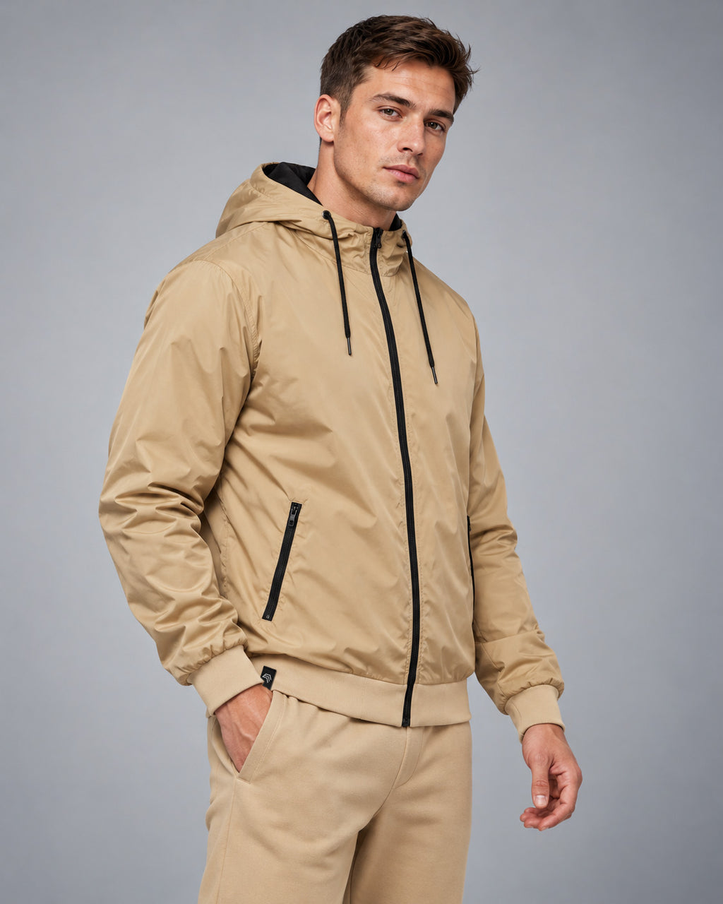 ― % ― BBD 6100 ― Nylon-Windjacke mit Kapuze und sportlichem Finish