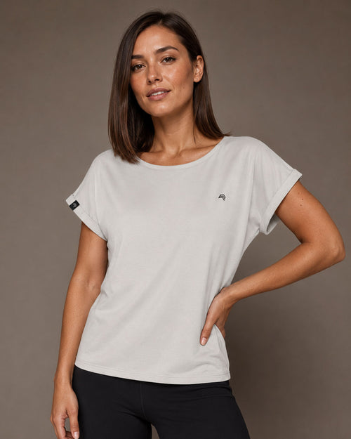 2 Auslaufmodell ― JAN 8005 ― Damen T-Shirt mit lässigem Ärmelumschlag in Fledermausoptik (Kopie)