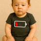 Battery empty ― Organic Baby Body Strampler aus Bio-Baumwolle - Schwarz