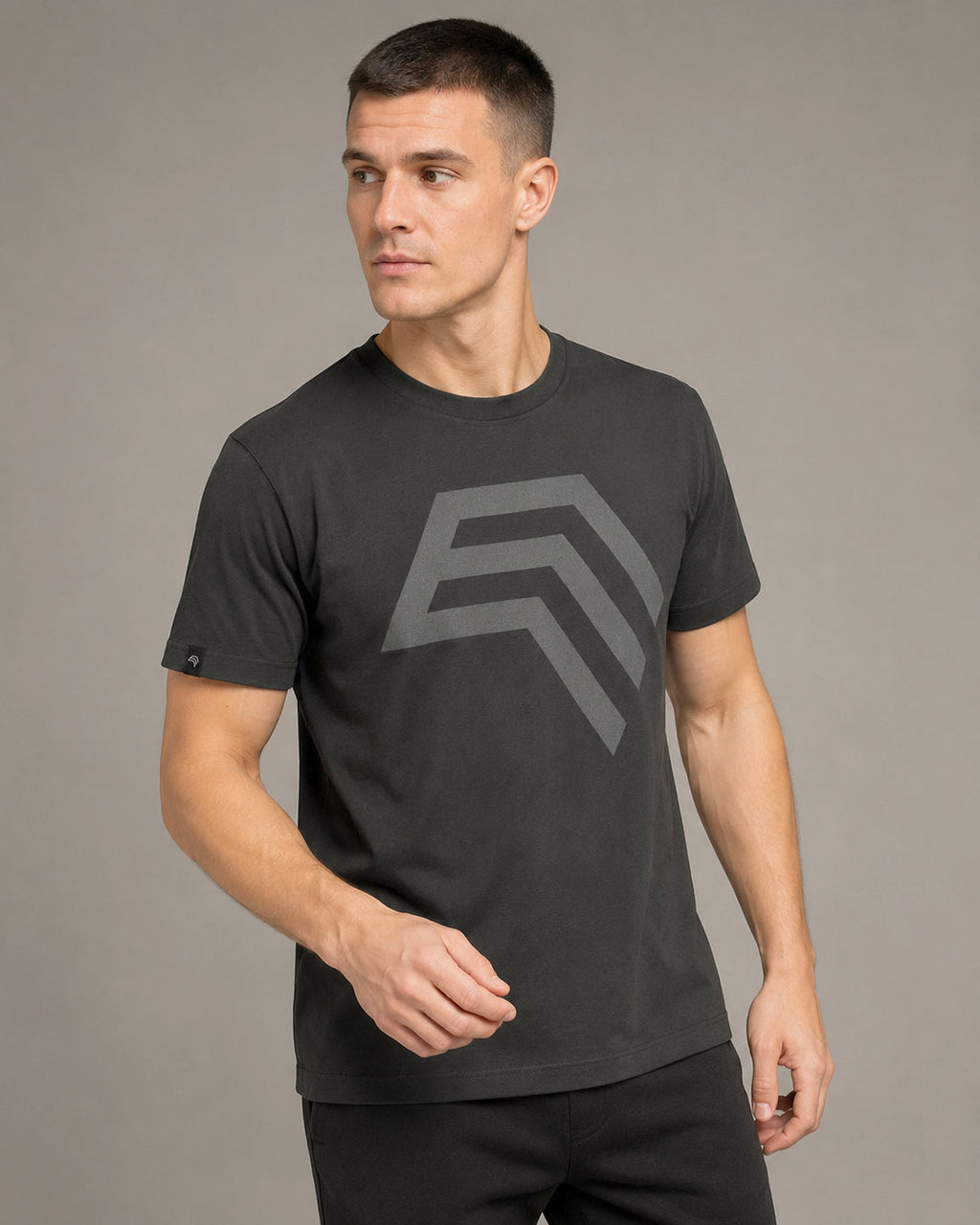 Essential Shirt ― Herren Unisex COMPANIEER Logo T-Shirt – Schwarz
