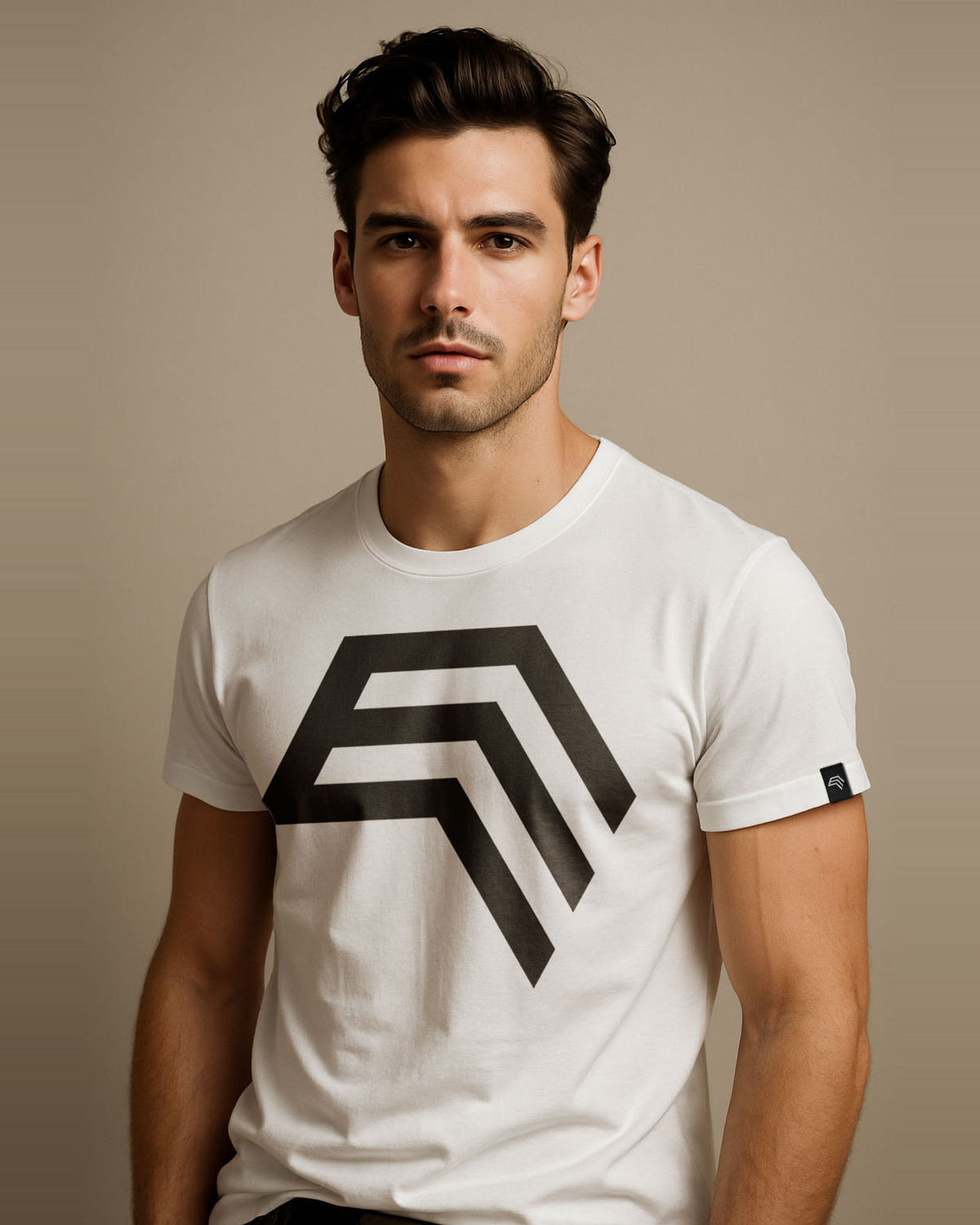 Essential Shirt ― Herren Unisex COMPANIEER Logo T-Shirt – Weiß