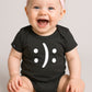 Happy? Or Sad? ― Organic Baby Body Strampler aus Bio-Baumwolle - Schwarz