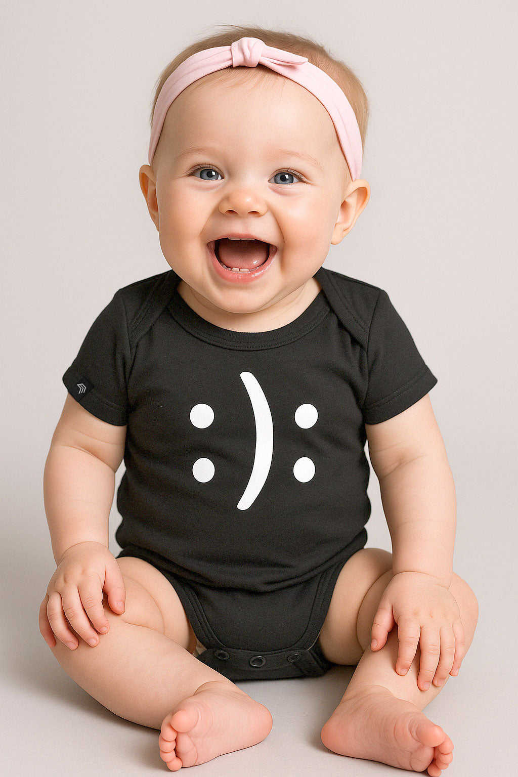 Happy? Or Sad? ― Baby Emoticon-Strampler mit Bio-Baumwolle – Schwarz