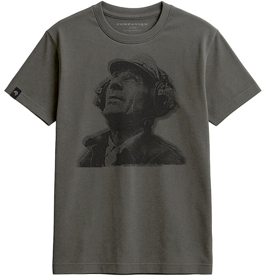 The Upward-Looking Man ― Herren Unisex COMPANIEER Konterfei Logo T-Shirt – Dunkelgrau