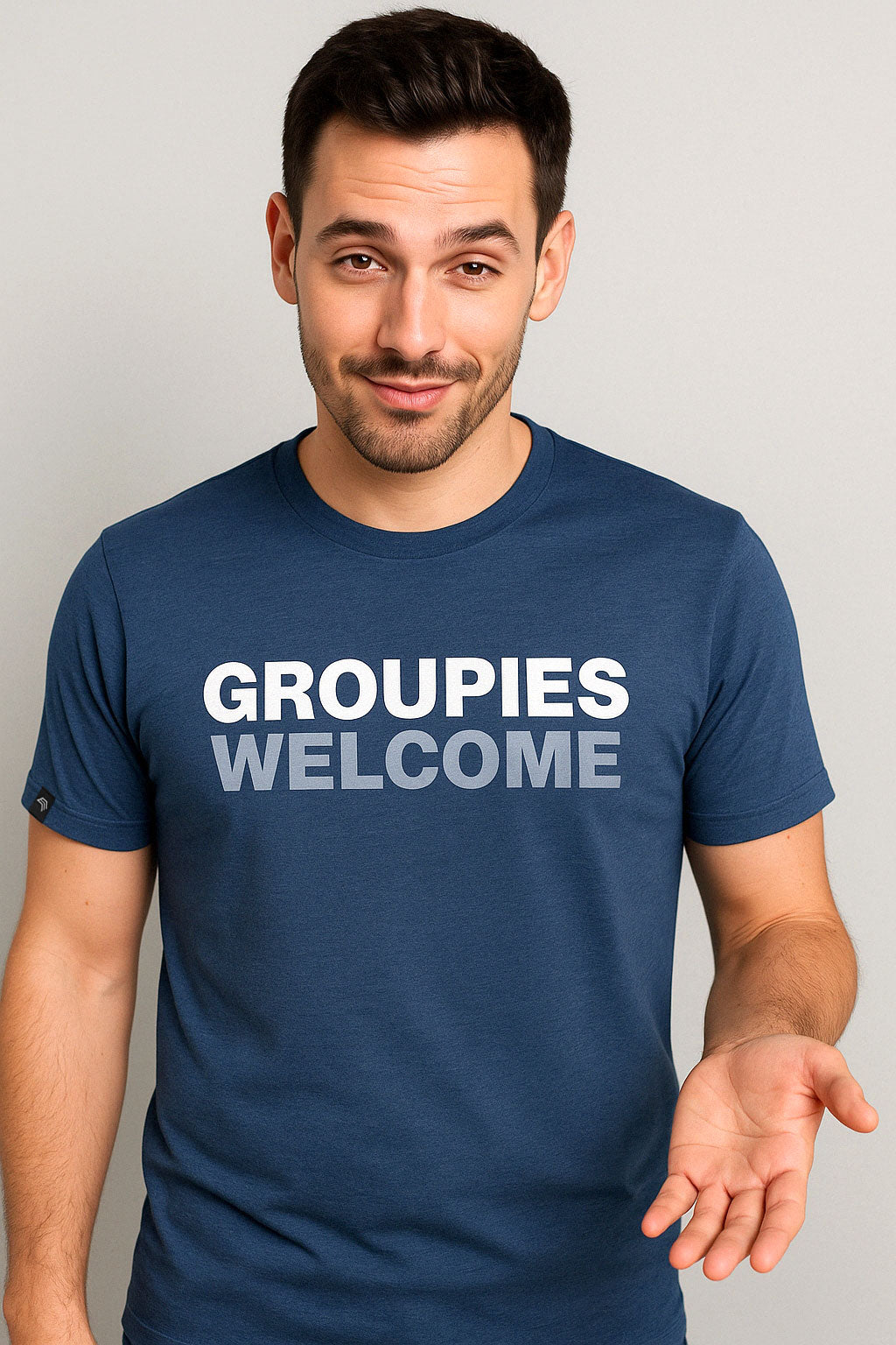 Groupies Welcome ― Herren Statement T-Shirt – Schwarz